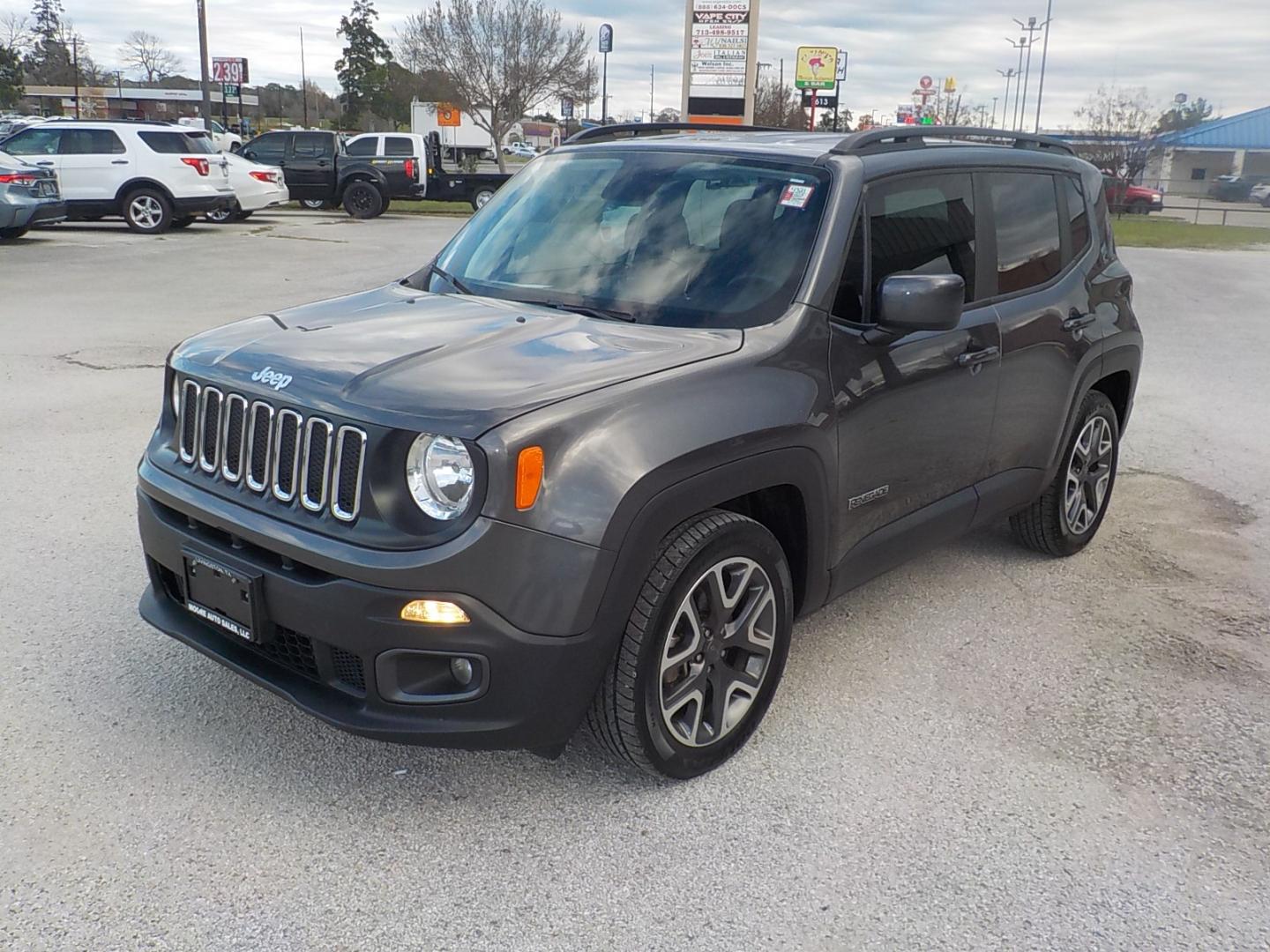 2018 Gray Jeep Renegade Latitude FWD (ZACCJABB8JP) with an 2.4L L4 DOHC 16V engine, 6M transmission, located at 1617 W Church Street, Livingston, TX, 77351, (936) 327-3600, 30.710995, -94.951157 - I love this body on these Renegade's - Photo#3